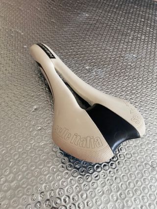 Sillín Selle Italia Nekkar Blanco/Negro 138mm