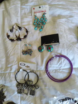 Lote Bisutería Variada - 2€ Pieza