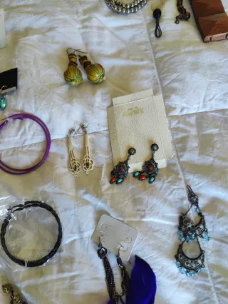 Lote Bisutería Variada - 2€ Pieza