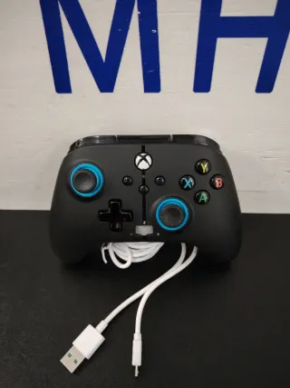Mando Xbox Series X/S Negro Cableado