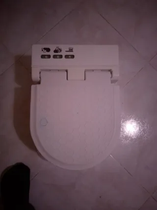 WC infantil con asiento y tapa