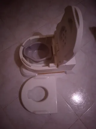 WC infantil con asiento y tapa