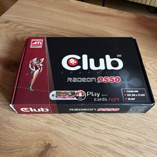 Caja (sin gráfica) Club 3D Radeon 9550