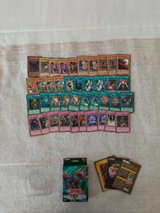 Baraja de Estructura Rugido de Dragón YuGiOh