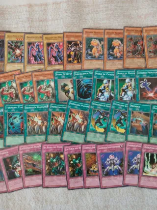 Baraja de Estructura Rugido de Dragón YuGiOh