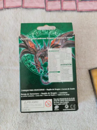 Baraja de Estructura Rugido de Dragón YuGiOh
