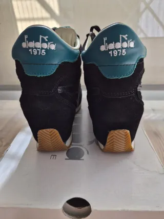 Zapatillas Diadora cuña interior negras