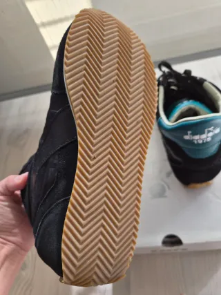 Zapatillas Diadora cuña interior negras