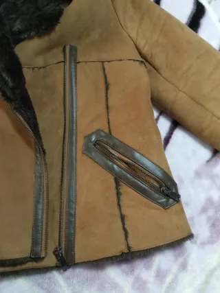 Cazadora marrón con pelo