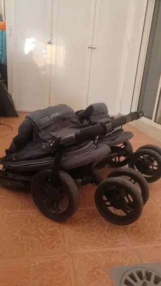 Carro gemelar Valco Baby