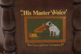 Gramófono His Master's Voice Octogonal Madera