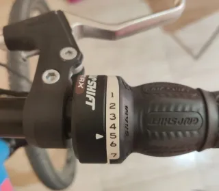 Bicicleta B'TWIN Rockrider 340 26 Aluminio