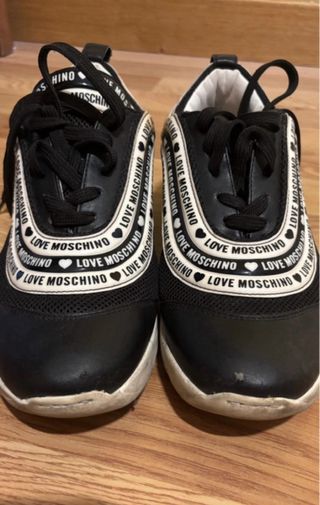 Zapatillas Moschino mujer negras y blancas