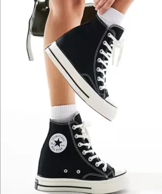 Converse con cuña negras