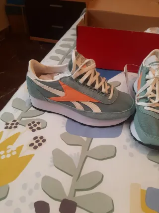 Zapatillas Reebok niña talla 36