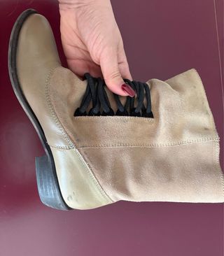 Botines Cuple Beige y Negro Talla 37