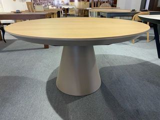 Mesa redonda diseño extensible