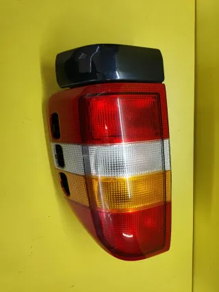 PILOTO TRASERO DERECHO OPEL FRONTERA B