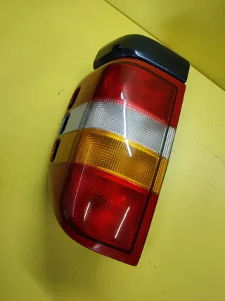 PILOTO TRASERO DERECHO OPEL FRONTERA B