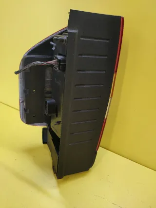 PILOTO TRASERO DERECHO OPEL FRONTERA B