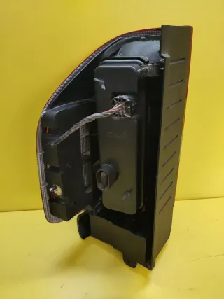 PILOTO TRASERO DERECHO OPEL FRONTERA B