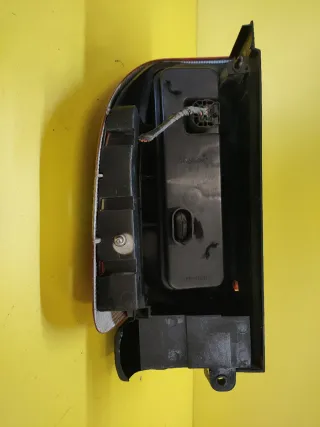 PILOTO TRASERO DERECHO OPEL FRONTERA B