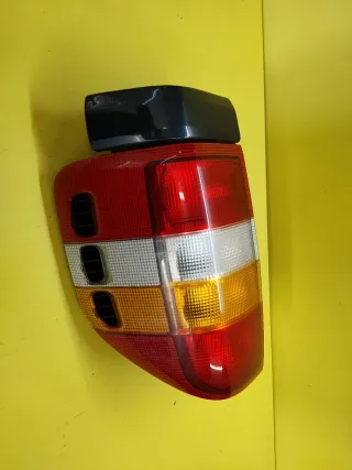 PILOTO TRASERO DERECHO OPEL FRONTERA B