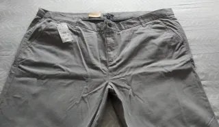Pantalón chino Kiabi gris talla 60