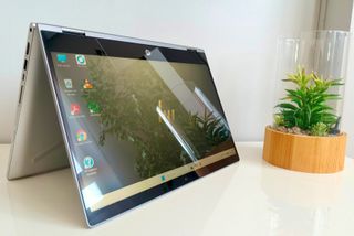 PORTATIL HP CONVERTIBLE - i5 - 16GB - SSD 256GB