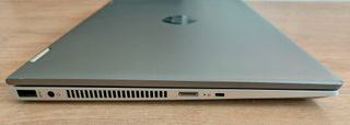 PORTATIL HP CONVERTIBLE - i5 - 16GB - SSD 256GB