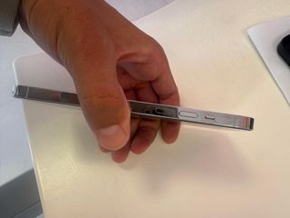 iPhone 14 Pro Max Morado