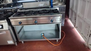 COCINA 3 FUEGOS SIN HORNO MUNDIGAS 2 MANO