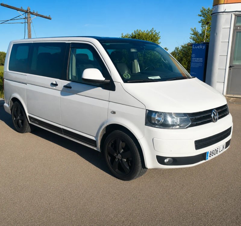 Volkswagen Multivan 2011 - foto 1
