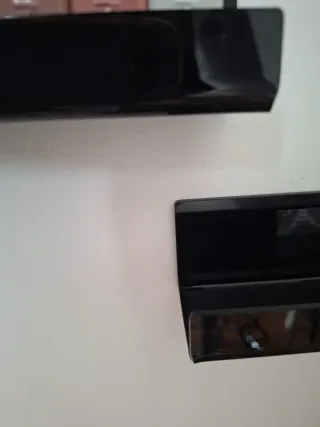 Estantería de pared color negro 30 cm de longitud