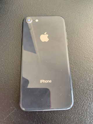 iPhone 8 64 GB Plata