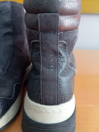 Botines Carmela grises con cremallera