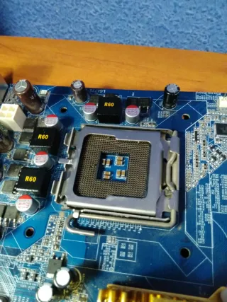 Placa Base Gigabyte GA-945GCMX-52