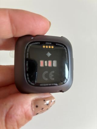 Fitbit Versa 2 Nero + Accessori