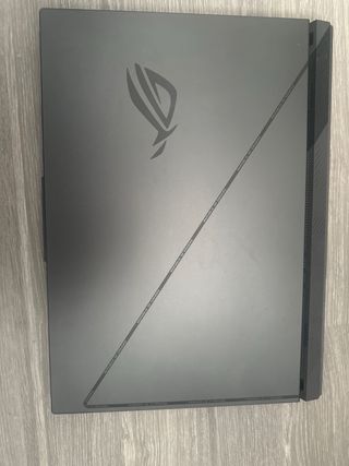 Portátil ASUS ROG Strix G18 G814JI-N6004 Negro