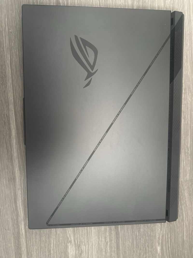 Portátil ASUS ROG Strix G18 G814JI-N6004 Negro afbeelding 8