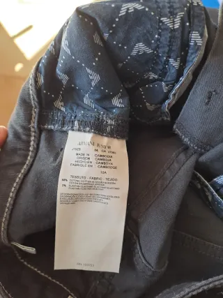 Pantaloni Armani Junior 10 anni