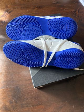 Zapatillas Adidas Fútbol Talla 37.5 Nuevas