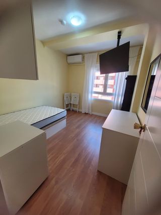 SE ALQUILA HABITACIÓN PARA 1 PERSONA CORTE INGLES