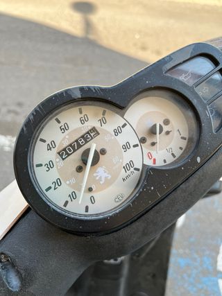 Peugeot Trekker 49cc Scooter Automática