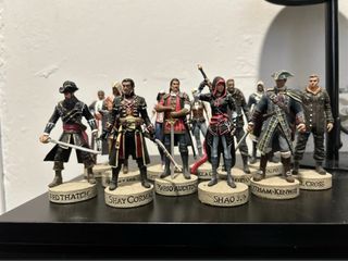 Pack 12 Figuras Assassin's Creed