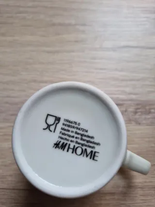 Set di 2 tazze piccole e piattini di H&M home