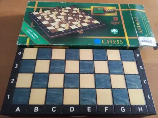 Ajedrez plegable Wegiel