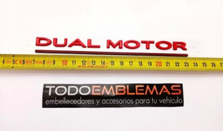 EMBLEMA LATERAL O TRASERO DUAL MOTOR TESLA NEGRO