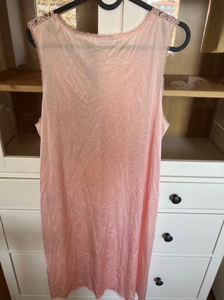 Camisón Vanity Fair rosa encaje