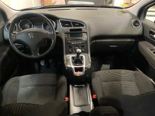 Peugeot 5008 2.0 HDI 7 PLAZAS 2012